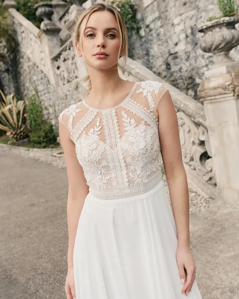 Brautkleider von Elizabeth Passion