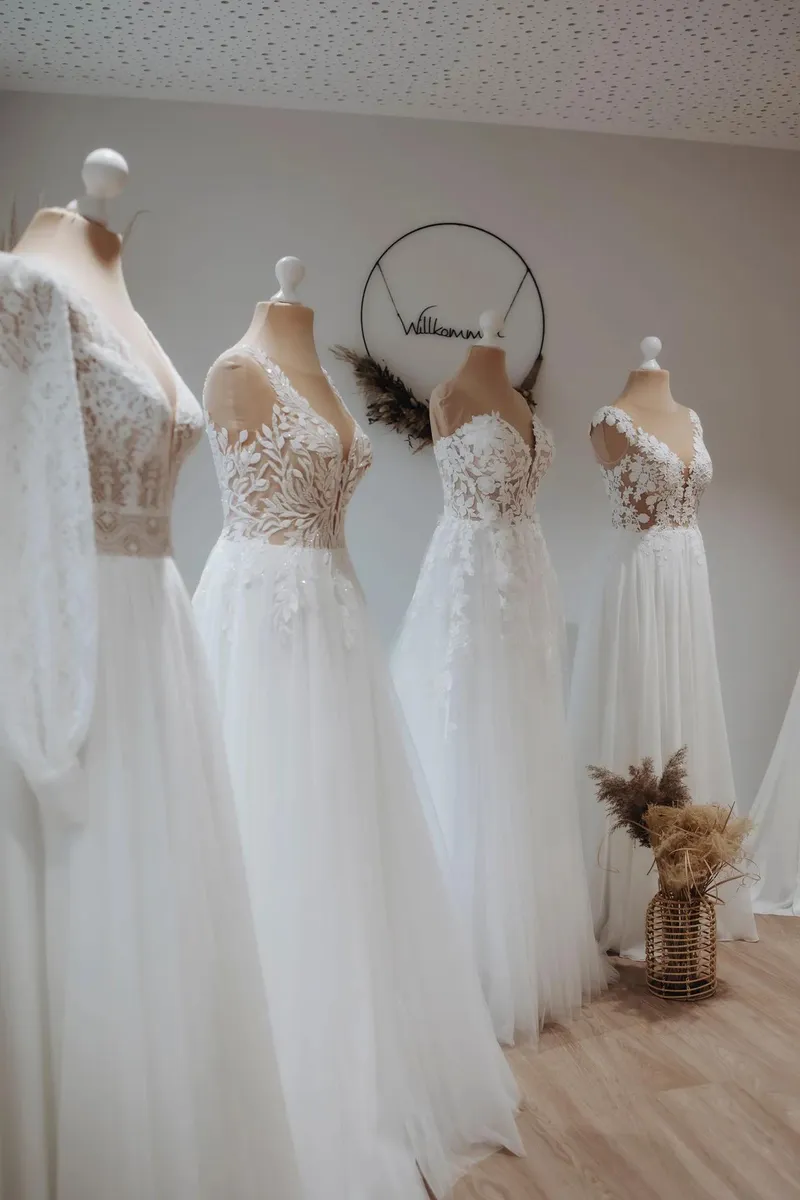 Brautmode im Atelier VilstalBride