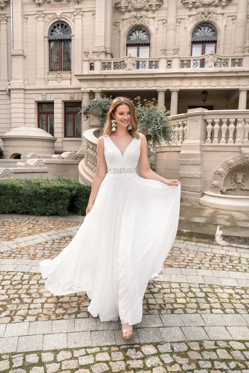 Brautkleid 6 von Agnes Fashion Group