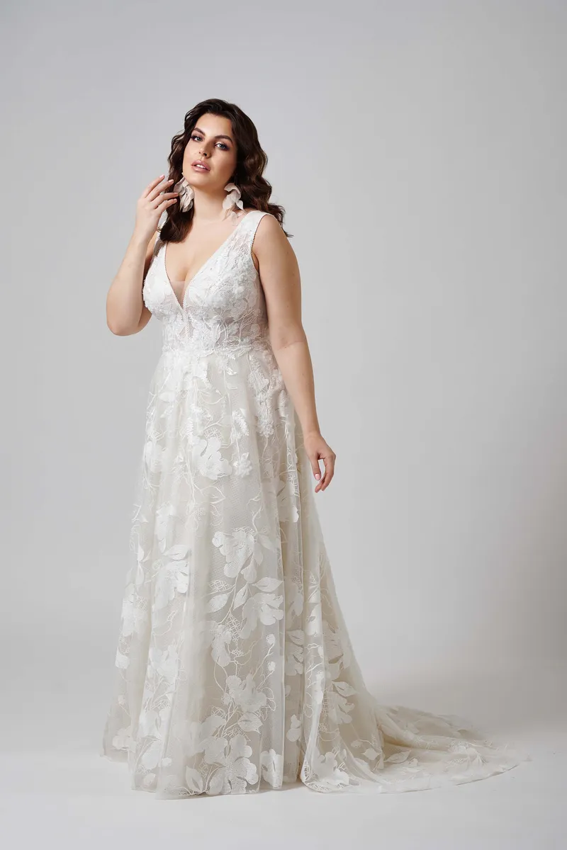 Brautkleider von Agnes Fashion Group