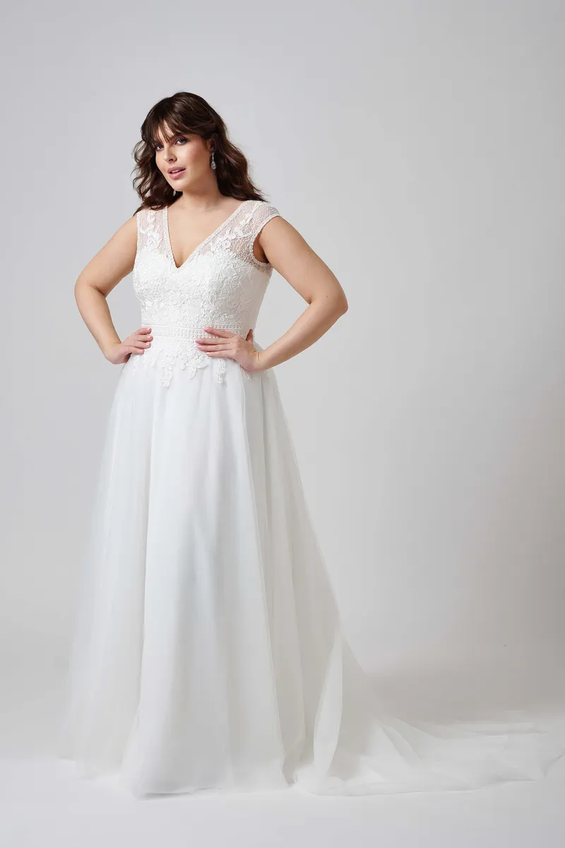 Brautkleid 4 von Agnes Fashion Group