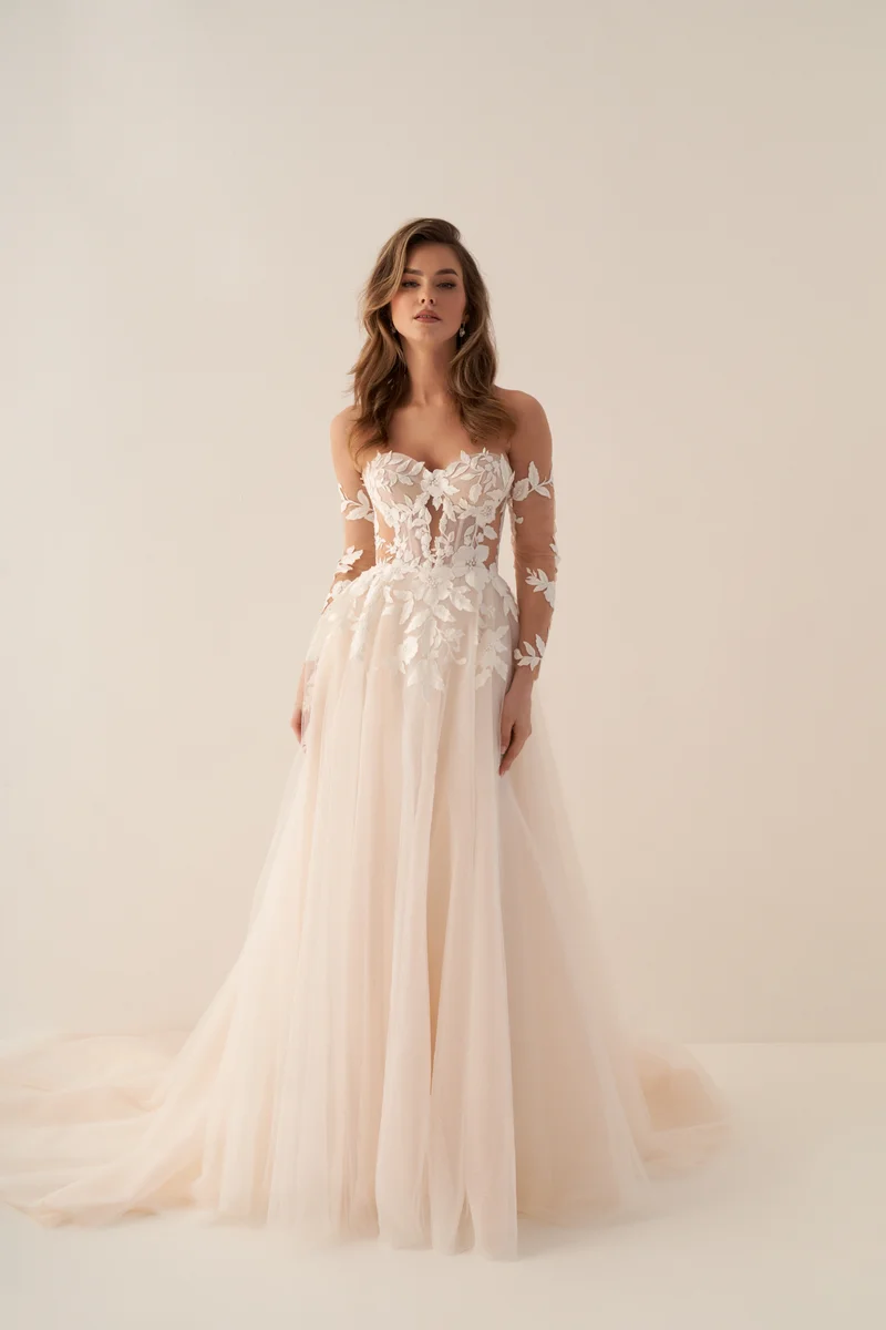 Brautkleid 1 von MELROSÉ