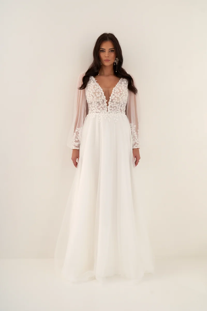 Brautkleid 2 von MELROSÉ