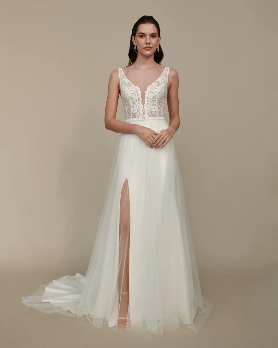 Brautkleider von Todi Bride